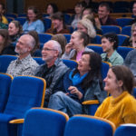 Usmiate publikum na prednáškach nobelistov na SAV v rámci festivalu Starmus.