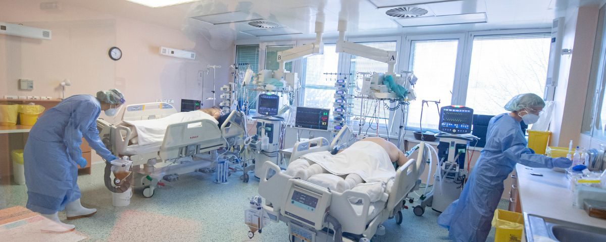 Ilustračná snímka. Univerzitná nemocnica Bratislava UNB Oddelenie intenzívnej medicíny, 23. november 2021.