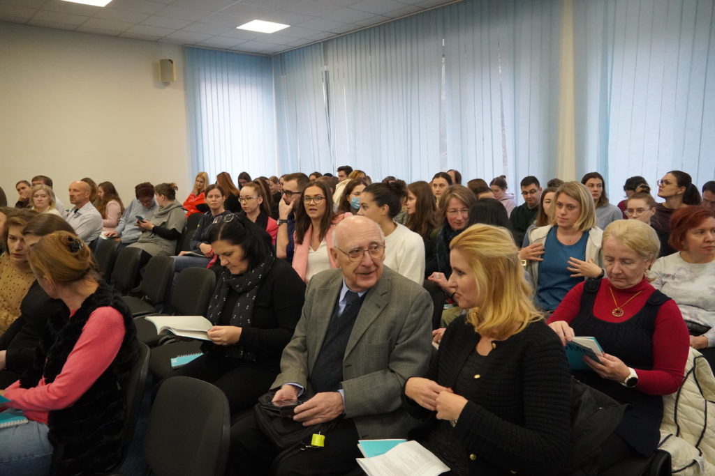 Návšteva Medzinárodného poradného zboru v BMC SAV, minikonferencia.